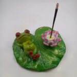 جاعودی قورباغه و گل نیلوفر کد2